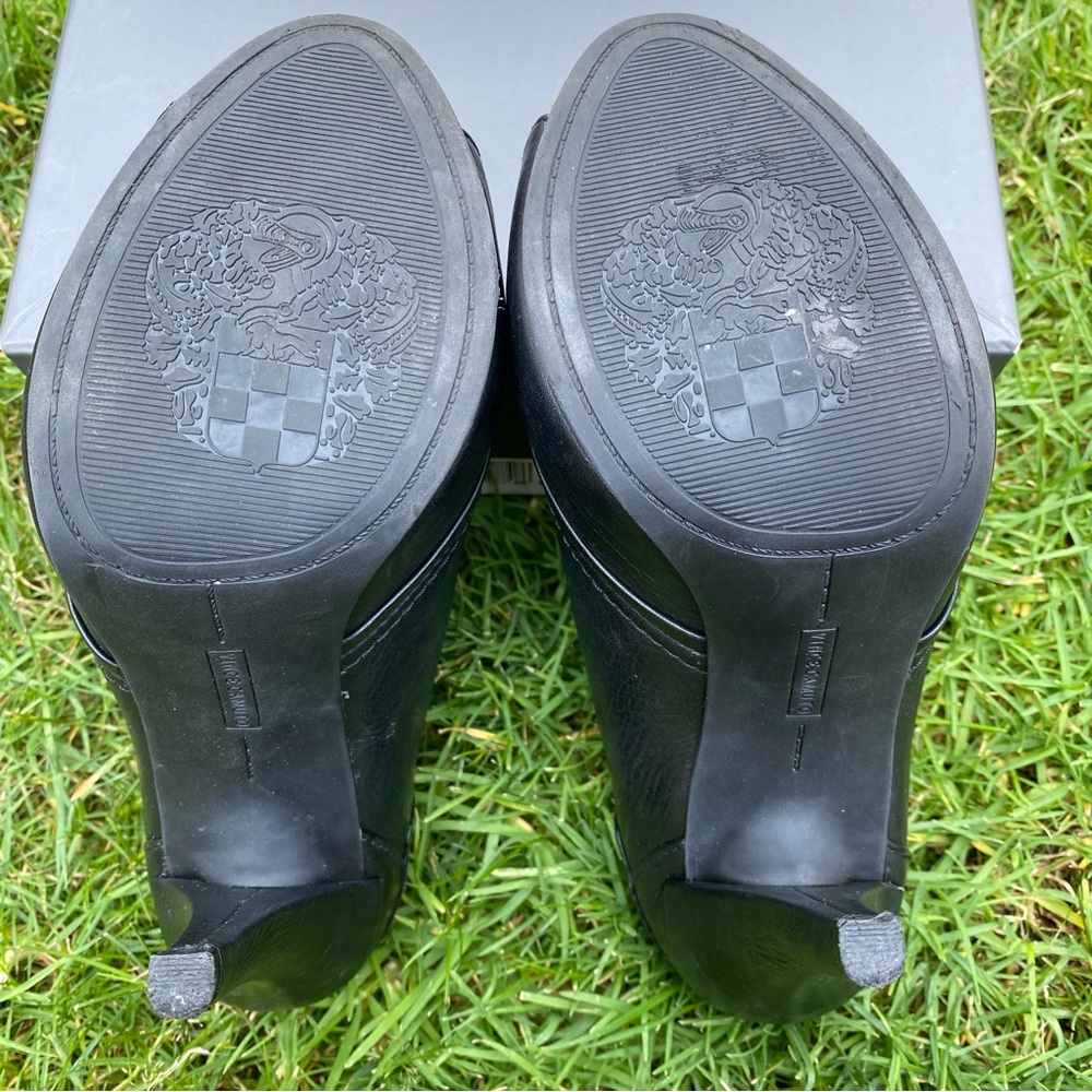 Vince Camuto Pernot Black Leather Booties size 7M - Picture 8 of 10
